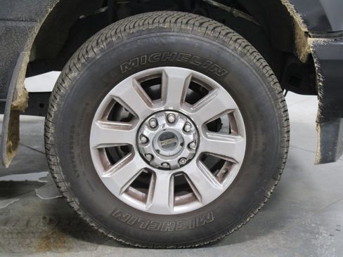 Used 2019 Ford F250 Platinum w/ Platinum Ultimate Package image 13