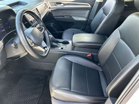 Used 2022 Volkswagen Atlas SE FWD image 17