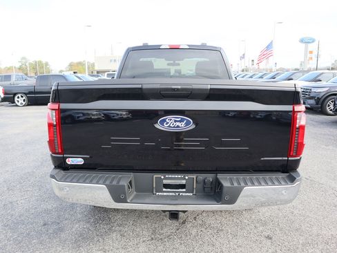 New 2025 Ford F150 XL w/ Equipment Group 103A High image 4