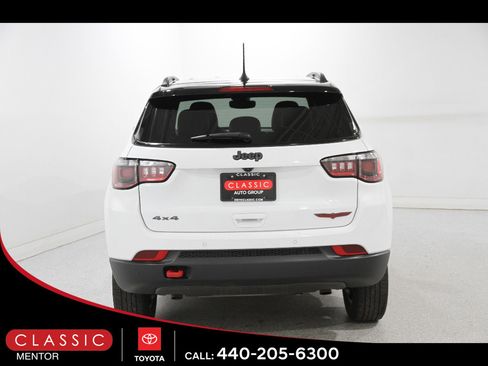 Used 2024 Jeep Compass Trailhawk AWD/4WD image 20