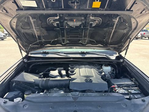 Used 2014 Toyota 4Runner Trail AWD/4WD image 28