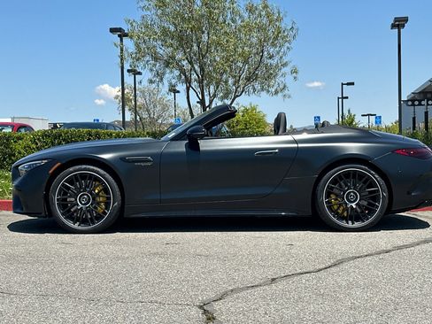 New 2025 Mercedes-Benz SL 63 AMG 4MATIC image 3