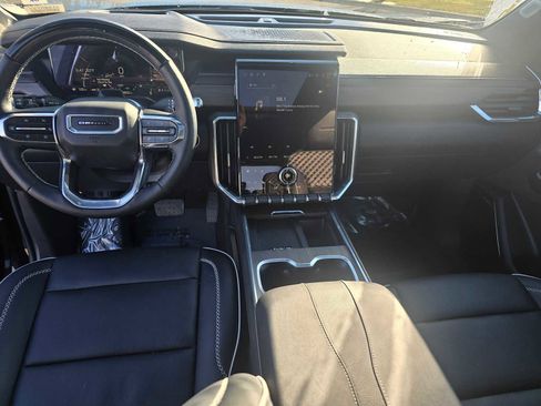 Used 2024 GMC Acadia Denali w/ Super Cruise Package image 23