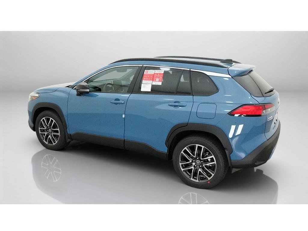 New 2026 Toyota Corolla Cross XLE w/ Convenience Package AWD/4WD image 4