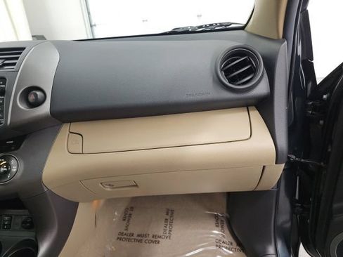 Used 2012 Toyota RAV4 Limited w/ Navigation Value Pkg AWD/4WD image 39
