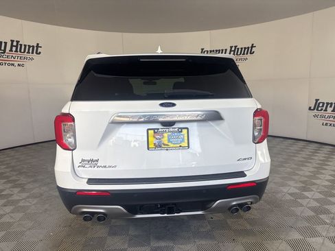 Used 2023 Ford Explorer Platinum w/ Technology Package AWD/4WD image 6