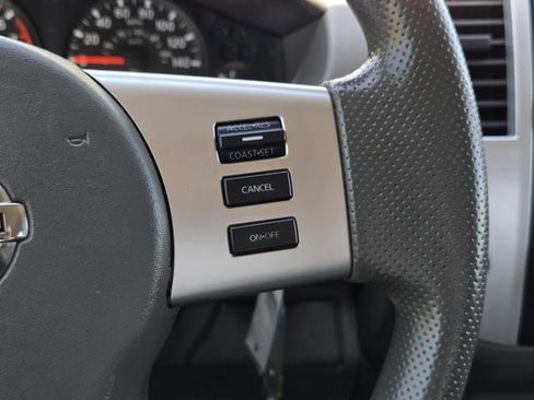 Used 2018 Nissan Frontier SV RWD image 28