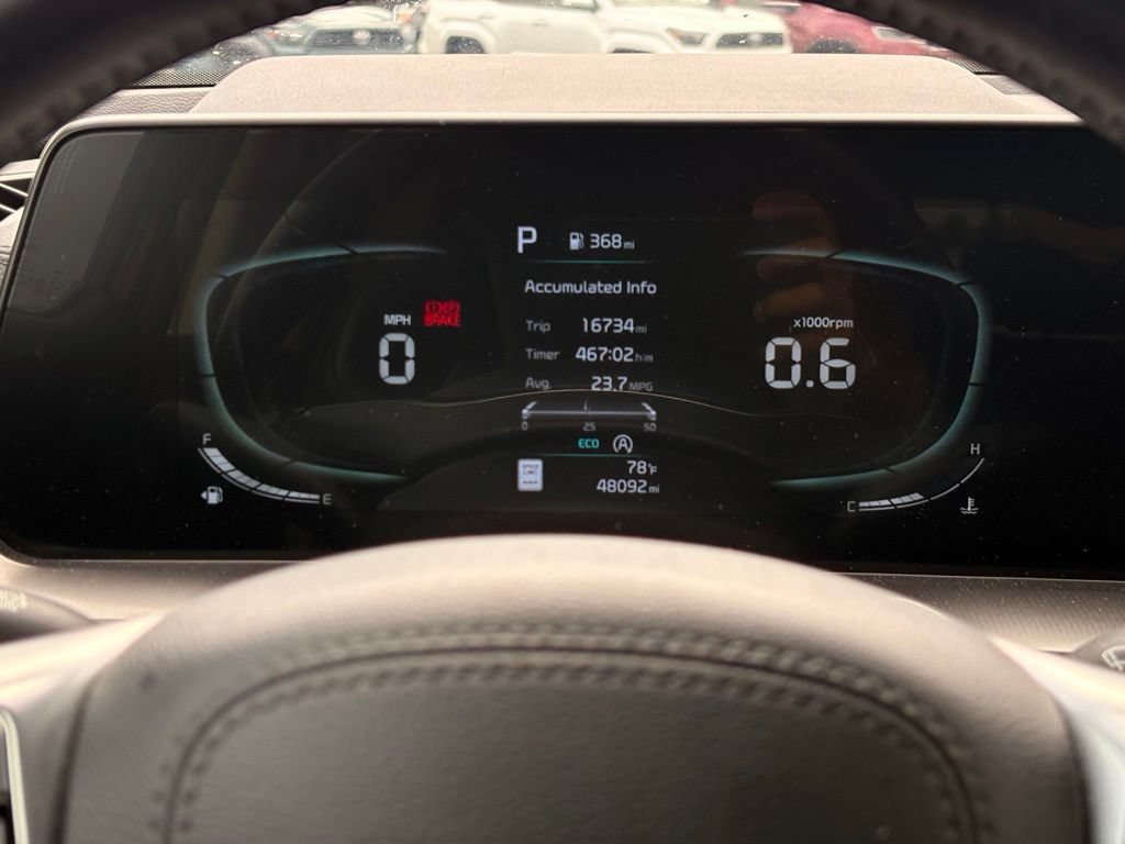 Used 2025 Kia Telluride S FWD image 15