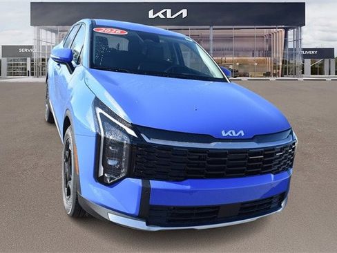 New 2026 Kia Sportage EX image 9