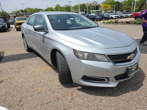 Used 2015 Chevrolet Impala LS FWD image 2