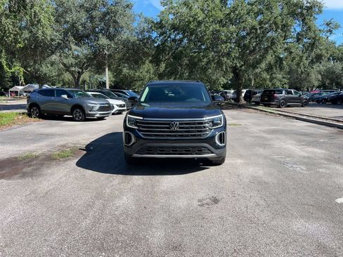 Used 2026 Volkswagen Atlas SE FWD image 4