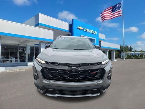 Used 2026 Chevrolet Equinox RS FWD image 8