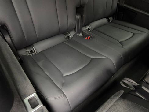 Used 2024 Audi Q7 2.0T Premium Plus image 42