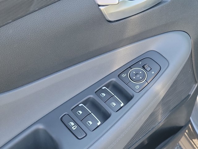 Used 2023 Hyundai Santa Fe SEL w/ Cargo Package AWD/4WD image 17