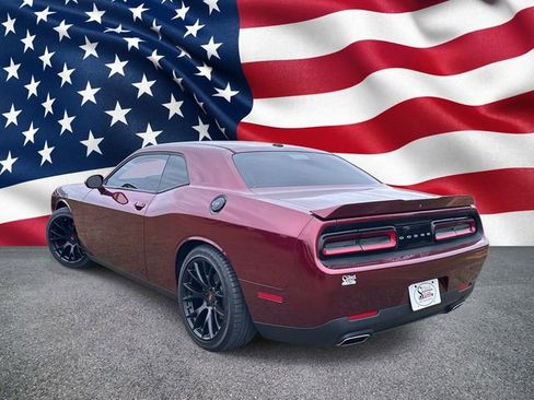 Used 2021 Dodge Challenger GT image 8