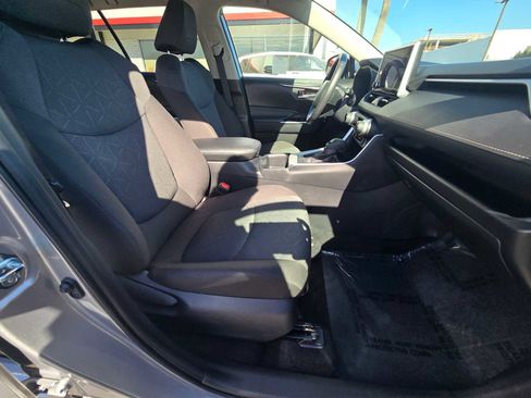 Used 2025 Toyota RAV4 XLE image 11