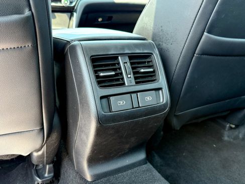 Used 2022 Honda Accord EX-L image 36