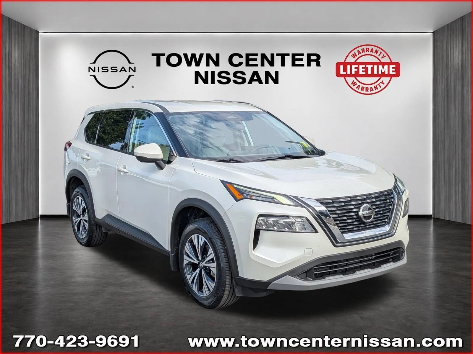 Used 2021 Nissan Rogue SV FWD image 1