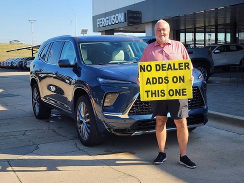 New 2026 Buick Enclave Avenir w/ Super Cruise Package image 1