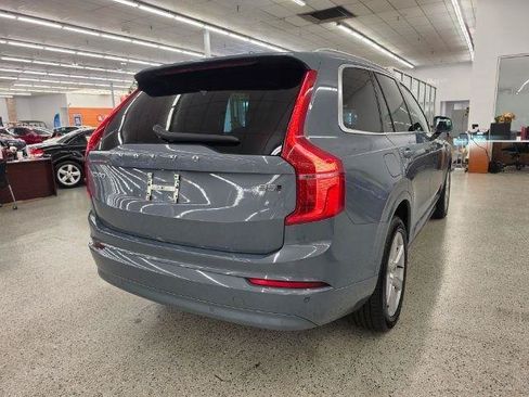 Used 2023 Volvo XC90 B5 Core AWD/4WD image 5