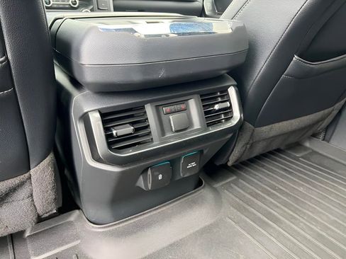 Used 2021 Ford F150 Lariat w/ Equipment Group 502A High image 18