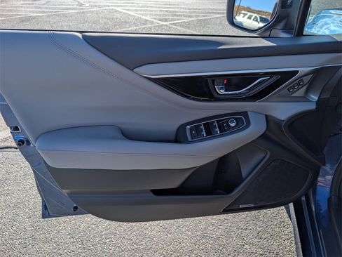 Used 2020 Subaru Legacy Limited image 13