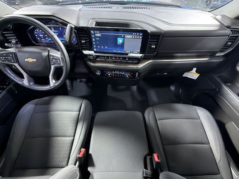 Used 2024 Chevrolet Silverado 1500 LT AWD/4WD image 35