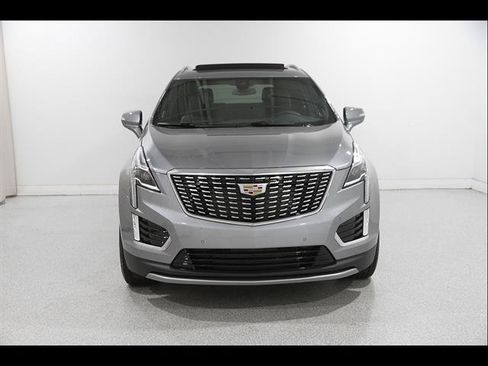 Used 2024 Cadillac XT5 Premium Luxury AWD/4WD image 2