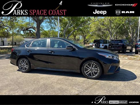 Used 2023 Kia Forte GT-Line w/ GT-Line Premium Package image 1