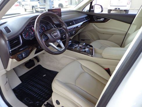 Used 2018 Audi Q7 3.0T Premium Plus w/ Premium Plus Package image 15