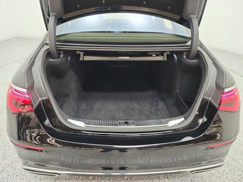 Certified 2023 Mercedes-Benz S 580 4MATIC Sedan image 21