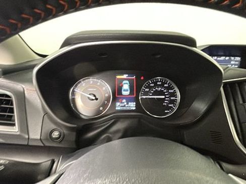 Used 2022 Subaru Crosstrek 2.5i Limited w/ Moonroof Package 2 AWD/4WD image 17