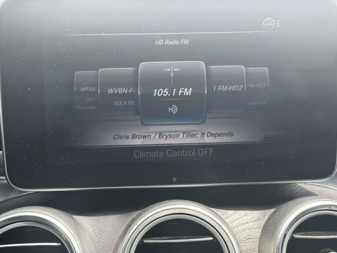 Used 2015 Mercedes-Benz C 300 4MATIC Sedan image 29
