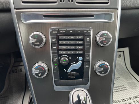 Used 2016 Volvo XC60 T5 Premier image 28