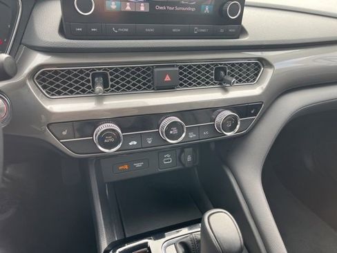 Certified 2025 Acura Integra image 43