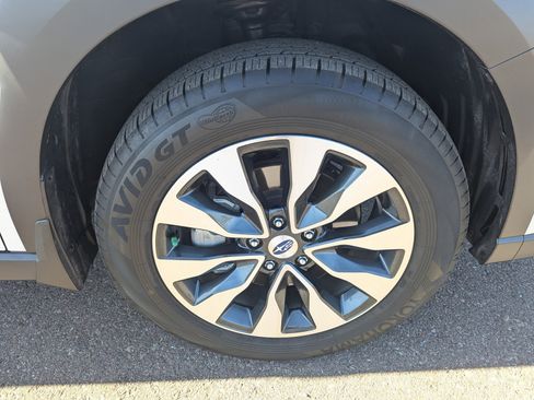 Used 2023 Subaru Outback Limited XT image 10