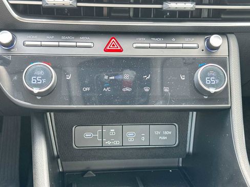 New 2025 Hyundai Sonata SEL image 17