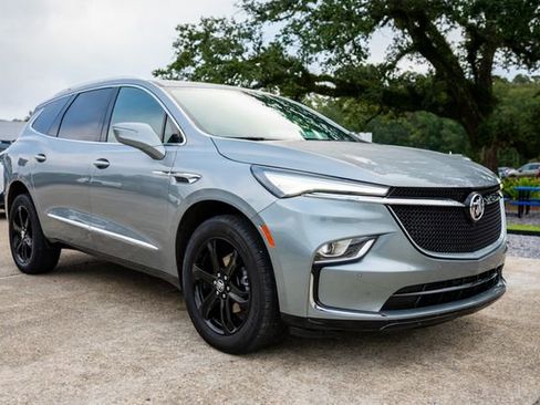 Used 2024 Buick Enclave Essence w/ Sport Touring Edition image 1