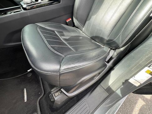 Used 2017 Mercedes-Benz GLE 350 4MATIC image 34
