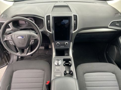 Certified 2022 Ford Edge SE w/ Black Appearance Package AWD/4WD image 14