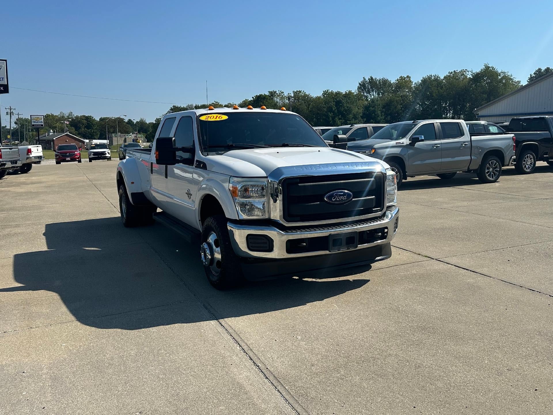 Used 2016 Ford F350 XL w/ Power Equipment Group AWD/4WD image 1