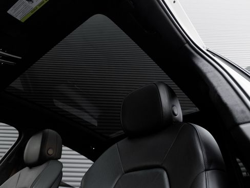 Used 2023 Porsche Cayenne GTS image 15