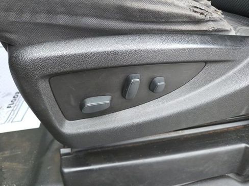 Used 2018 GMC Sierra 3500 SLE w/ SLE Preferred Package image 38