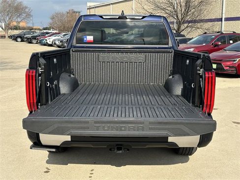 Used 2024 Toyota Tundra Limited image 29