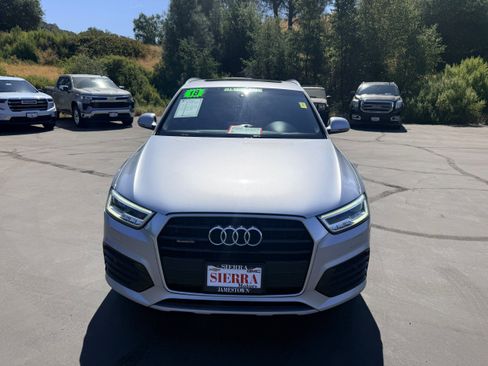 Used 2018 Audi Q3 2.0T Premium Plus w/ Premium Plus Package AWD/4WD image 3