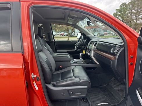 Used 2018 Toyota Tundra Limited w/ Limited Premium Package image 16