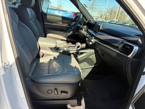 Used 2024 Kia Telluride EX X-Line image 18