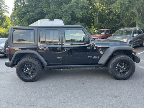 Used 2025 Jeep Wrangler Unlimited Sport S 4xe AWD/4WD image 4