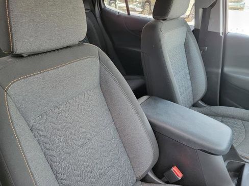 Used 2024 Chevrolet Equinox LT image 34