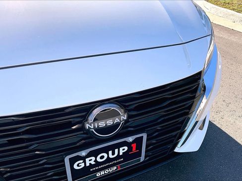 Used 2025 Nissan Altima 2.5 SV image 30